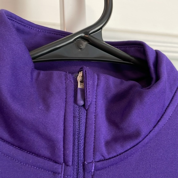 28 Nike Pro 1/2 Zip Running Jacket Sz Small Purple Neon Pink DRIFIT - Picture 2 of 9